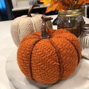 Meet your Posher, Raquel